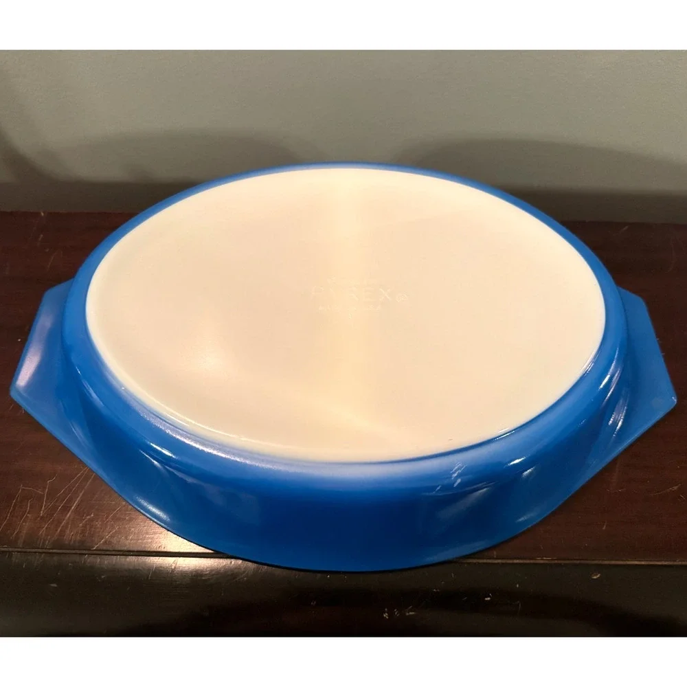 Pyrex Blue Oval Divided Casserole Dish 1.5 Qt With Clear Lid USA Vintage